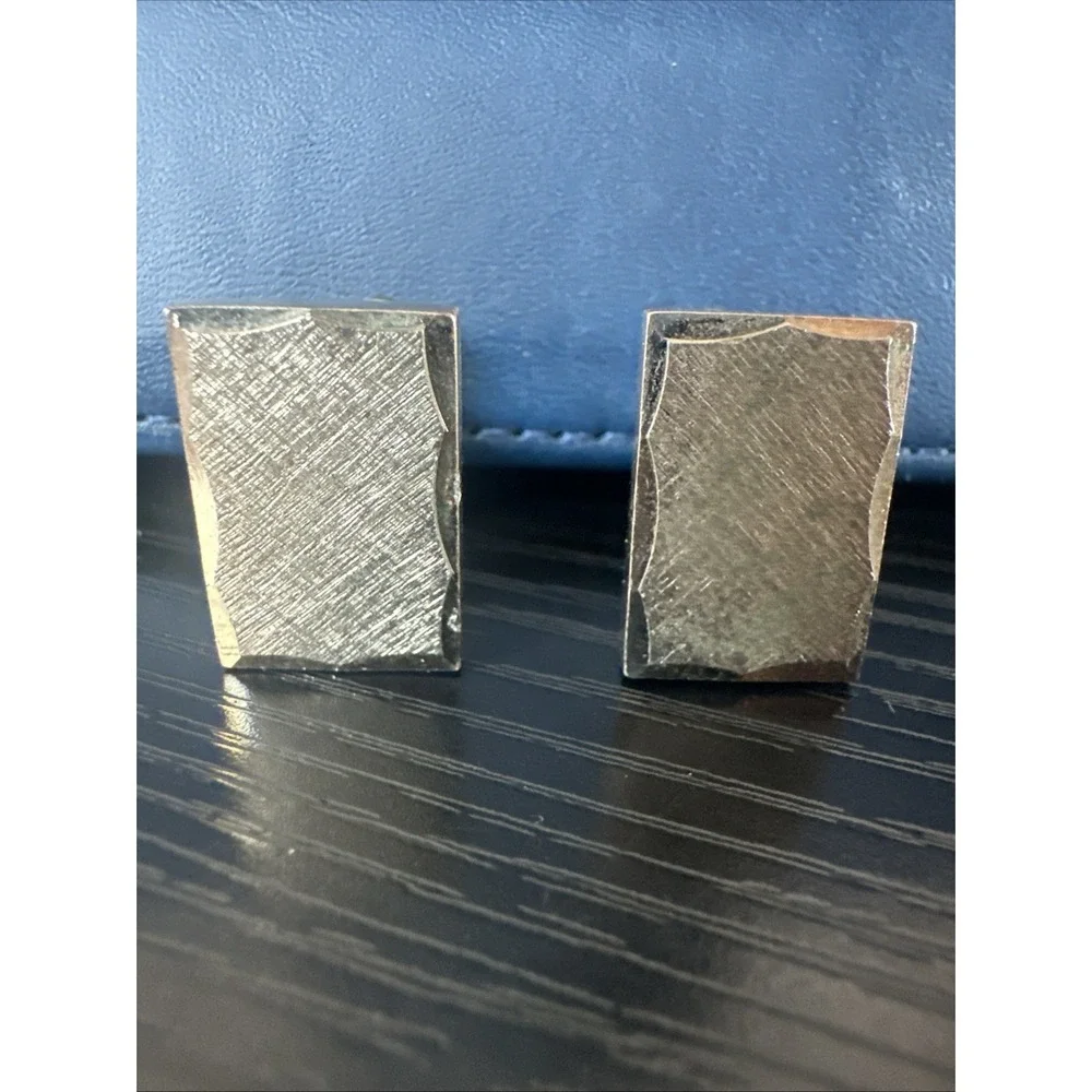 Vintage Shield Goldtone Flat Gold Plated‎ Cufflinks Broadie Style Down Secure